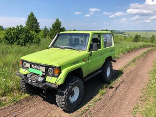 1989 Toyota Land Cruiser 70 Series, зелёный, 1250000 рублей, вид 1