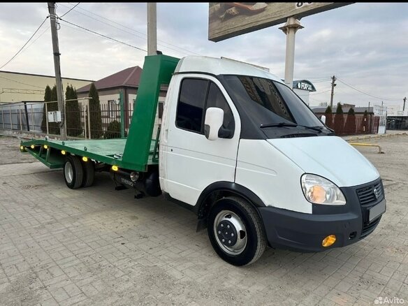 2009 ГАЗ ГАЗель (3302), белый, 1100000 рублей - вид 2