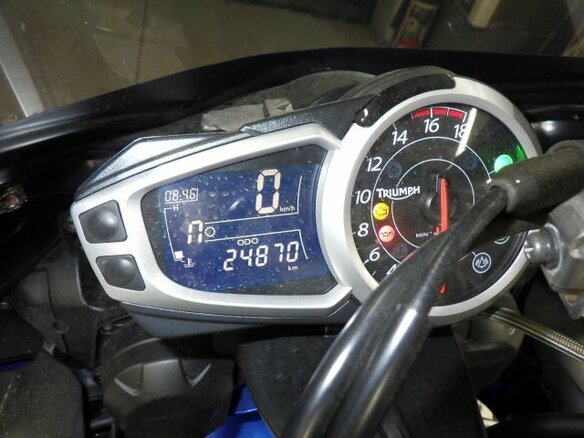 2011 Triumph Daytona 675, синий, 650000 рублей - вид 6