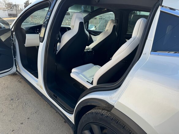 2019 Tesla Model X 100D I, белый, 3900000 рублей - вид 8