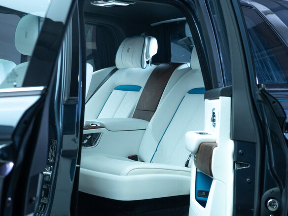 2018 Rolls-Royce Cullinan I (Series I), серый, 27900000 рублей - вид 6