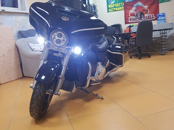 2018 Harley-Davidson Street Glide, синий, 2300000 рублей - вид 23
