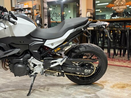 2024 BMW F 900 XR, белый, 1450000 рублей, вид 4