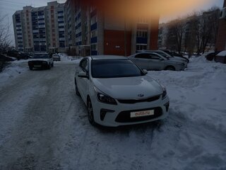 2018 Kia Rio IV, белый, 770000 рублей, вид 1
