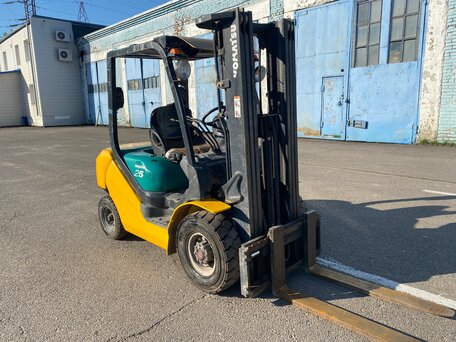 2008 Komatsu FD25, жёлтый, 999000 рублей, вид 2