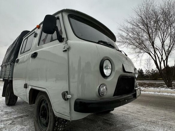2017 УАЗ 3909, серебристый, 640000 рублей