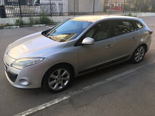 2011 Renault Megane III, серебристый, 530000 рублей, вид 1