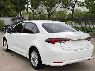 2021 Toyota Corolla XII (E210), белый, 1530678 рублей, вид 5
