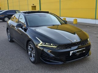 2020 Kia K5 III, чёрный, 2650000 рублей, вид 4