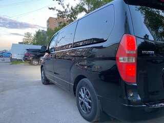 2012 Hyundai H-1 II, чёрный, 1800000 рублей, вид 5