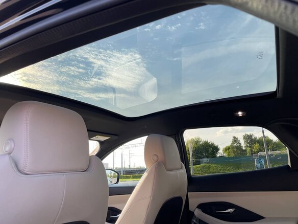2019 Jaguar E-Pace I, чёрный, 3064164 рублей - вид 12