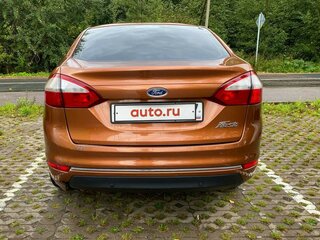 2015 Ford Fiesta Mk6 Рестайлинг, коричневый, 550000 рублей, вид 4