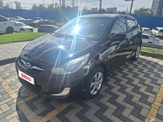 2012 Hyundai Solaris I, чёрный, 700000 рублей, вид 1