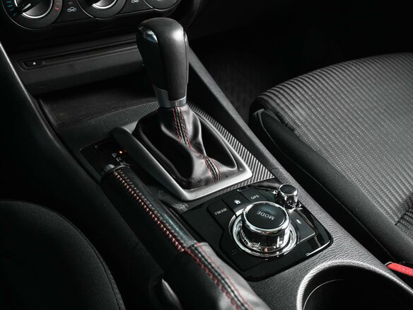 2013 Mazda 3 III (BM), серый - вид 15