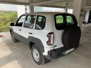 2024 Lada (ВАЗ) Niva Travel I, белый, 1300000 рублей, вид 4