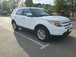 2015 Ford Explorer V, белый, 2250000 рублей, вид 3