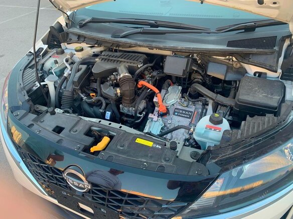 2021 Nissan Note e-Power III, белый, 1620000 рублей - вид 18