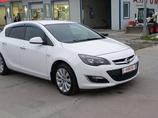 2013 Opel Astra J Рестайлинг, белый, 900000 рублей, вид 1