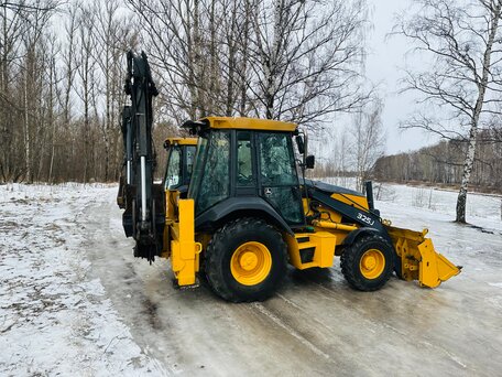 2011 John Deere 325J, 5200000 рублей, вид 3