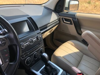 2014 Land Rover Freelander II Рестайлинг 2, белый, 1989000 рублей, вид 4