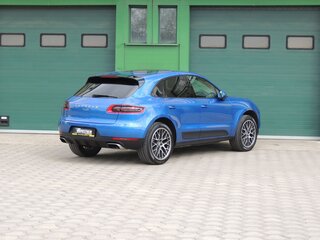 2018 Porsche Macan I, синий, 4800000 рублей, вид 3
