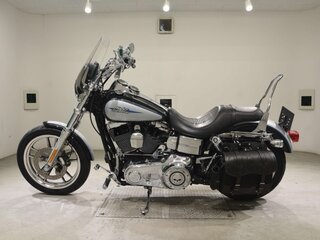 2013 Harley-Davidson Dyna Low Rider, серебристый, 825000 рублей, вид 1