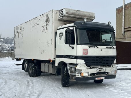 2000 Mercedes-Benz Actros, белый, 1500000 рублей, вид 2