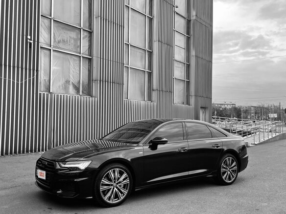 2019 Audi A6 55 TFSI V (C8), чёрный, 5500000 рублей - вид 1
