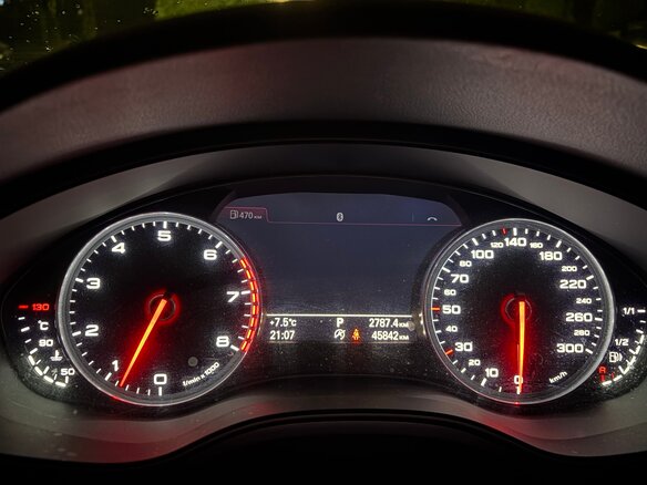 2011 Audi A6 IV (C7), белый, 1790000 рублей - вид 11