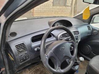 2001 Hyundai Matrix I, серебристый, 380000 рублей, вид 3