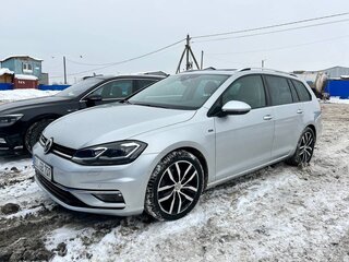 2018 Volkswagen Golf VII Рестайлинг, серый, 1700000 рублей, вид 1