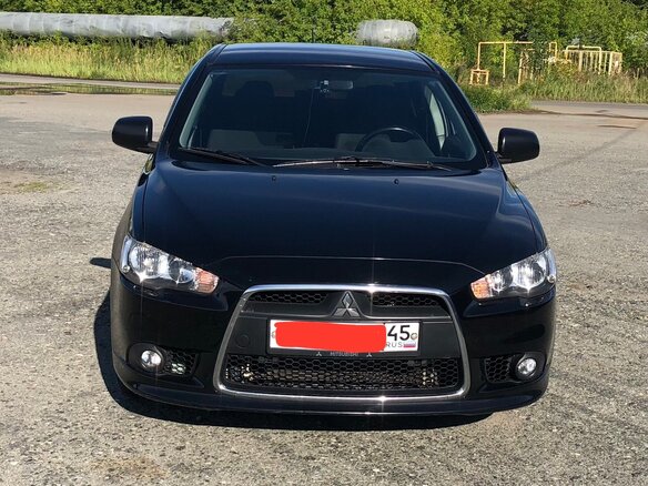 2014 Mitsubishi Lancer X Рестайлинг, чёрный, 980000 рублей - вид 3