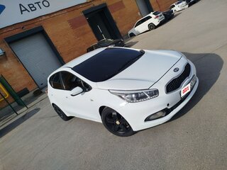 2013 Kia Ceed II, белый, 1200000 рублей, вид 4