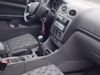 2009 Ford Focus II Рестайлинг, чёрный, 540000 рублей, вид 2