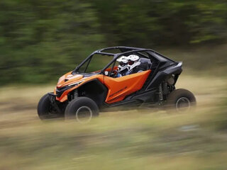 2026 CFMoto Z10 EPS, оранжевый, 3379900 рублей, вид 3