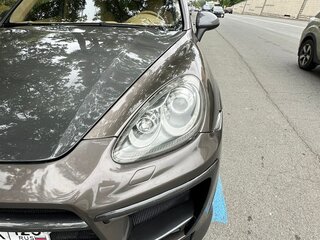 2010 Porsche Cayenne S II (958), коричневый, 2800000 рублей, вид 2