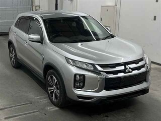 2022 Mitsubishi RVR III Рестайлинг 3, серебристый, 1750000 рублей, вид 1