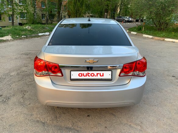 2011 Chevrolet Cruze I, серебристый, 650000 рублей - вид 5