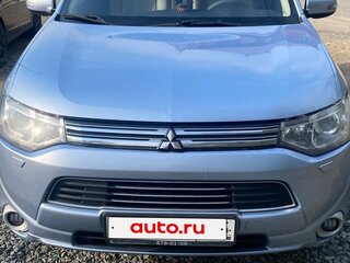 2014 Mitsubishi Outlander PHEV III, голубой, 1777777 рублей, вид 1
