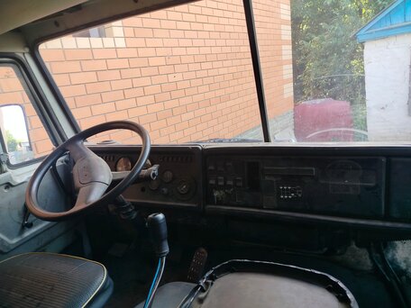 1999 КамАЗ 53212, серый, 650000 рублей, вид 4