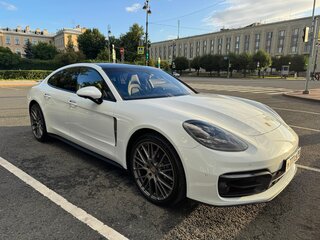 2022 Porsche Panamera 4 II Рестайлинг, белый, 12800000 рублей, вид 2