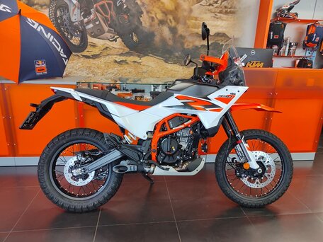 2025 KTM 390 Adventure R, оранжевый, 889000 рублей, вид 1