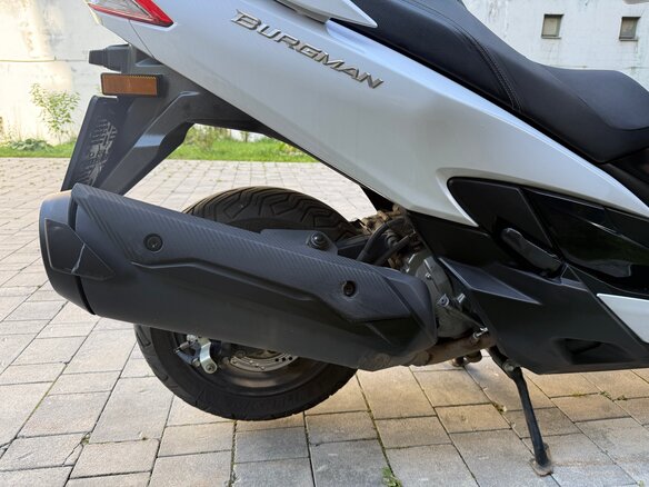 2018 Suzuki Burgman (SkyWave) 400, белый, 385000 рублей - вид 13