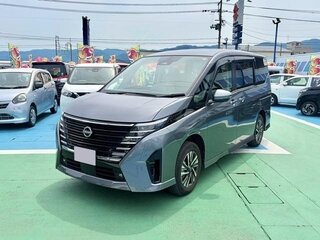 2024 Nissan Serena VI (C28), серебристый, 2400000 рублей, вид 2