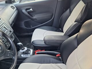 2013 Volkswagen Polo V, белый, 489900 рублей, вид 3