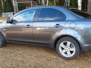 2008 Mitsubishi Lancer X, серый, 1400000 рублей, вид 3