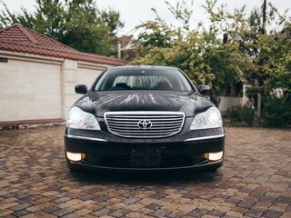 2004 Toyota Crown Majesta IV (S180), чёрный, 2000000 рублей, вид 4