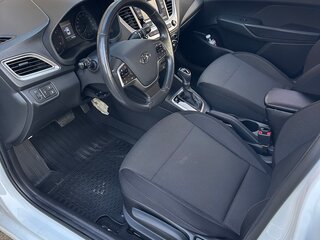 2020 Hyundai Solaris II, белый, 2000000 рублей, вид 3