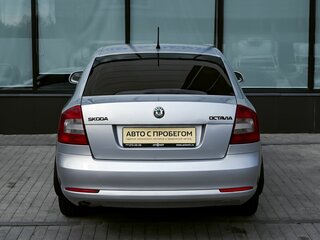 2012 Skoda Octavia II (A5) Рестайлинг, серебристый, 529000 рублей, вид 4