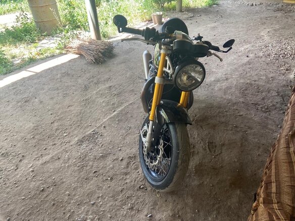 2020 Triumph Thruxton, чёрный, 1650000 рублей - вид 4